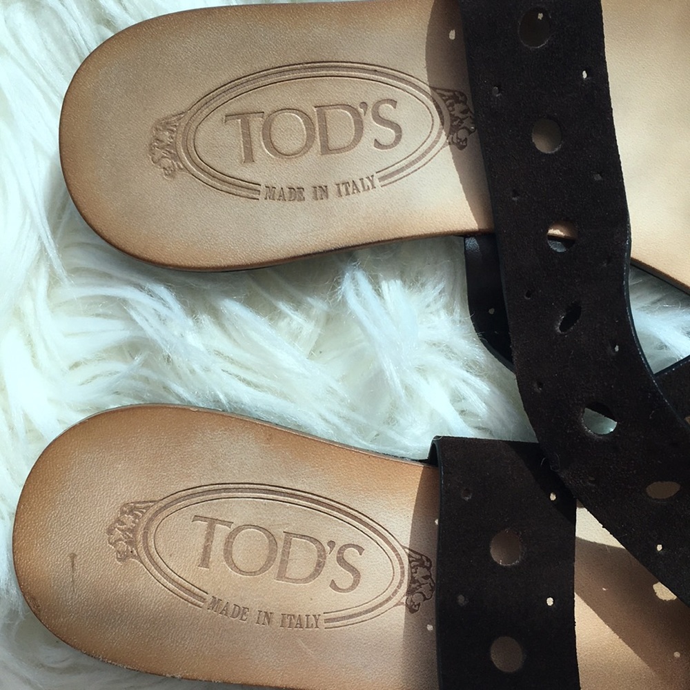 Tod’s Brown Suede “Forature” Cutout Sandals - Picture 7 of 10